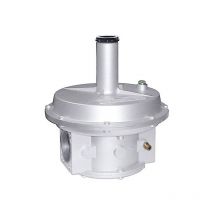 Régulateur de fermeture gaz à double membrane Caleffi 852 13 - 1 -1/2'