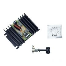 Régulateur de tension Tecnel avec charge résistive 2000W/230 Vac TE7706