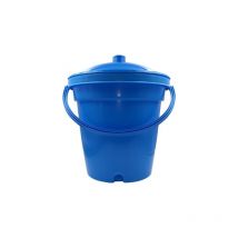 Re'servoir en plastique de 18 l, e'quipe' d'une poigne'e, d'un couvercle "anti-salissures" et d'un raccord de tuyau 10 mm