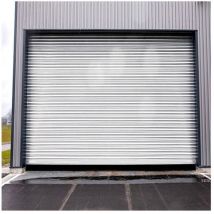 4M - Rideau Métallique Blanc RAL9010 Motorisé 220V Lames Pleines 7/10ème L3000 H3500 classic