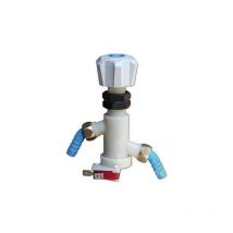 Robinet de douche blanc pour caravane et camping-car