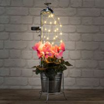 Spetebo - Robinet décoratif solaire avec 30 led en blanc chaud - sur support avec pot de fleurs env. 60 x 17,5 cm