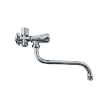 Rubinetto a snodo con attacco lavatrice e canna girevole