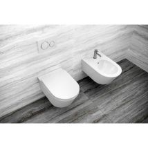 Ceramica Globo – Sanitari Forty3 sospesi senza brida salvaspazio cm 43x36 – Water e bidet bianchi lucidi – Profondità ridotta