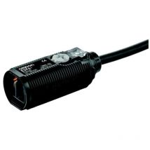 Omron - Sensore fotoelettrico M18 pnp s 30CM C.2MT E3FADP122M