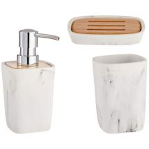 Accessori da bagno in plastica e bambù