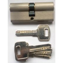 Sicherheitszylinder mm.70 (30-40) Super Matra mit 5 flachen Schlüsseln und begleitet von einer Titelkarte – Salon