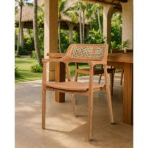 Uniqka - Sienne - Chaise en teck avec détail rotin