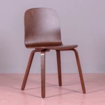 Skandinavischer Designstuhl - Hut - Walnußholz - Nest Dream