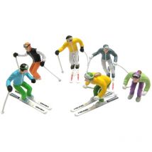 Skifahrer für das Weihnachtsdorf