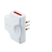 Space save triple adapter 10a 2p 2p+t white color rs78130