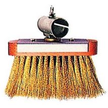 Brosse en laiton x four cm.13x3 s / homme. fig.7