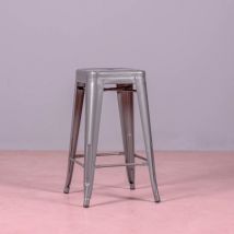 Stapelbarer Metall-Stahlhocker - Bistro - Metall - Nest Dream