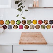 Sticker décoratif, bols remplis avec des épices pour un mélange de couleurs et de saveurs, 68 cm x 48 cm
