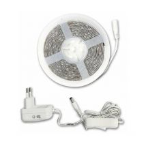 Kit striscia led 5m col sing 24W 2100 lm 3000K