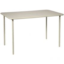 Sweeek - Table de jardin métal 4 places. beige. Amelia. 120x70cm. traitement antirouille. lattes et bords arrondis