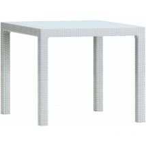 Table de résine carrée.