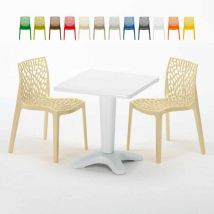 Grand Soleil - Weiß Quadratisch Tisch und 2 Stühle Farbiges Polypropylen-Innenmastenset Gruvyer Patio - Beige