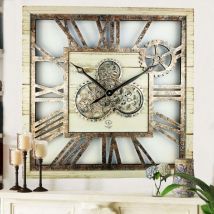 The Gears Clock Wanduhr Mit Echten Beweglichen Zahnraedern - America Collection - 24" Quadratisch - Desert - Beige