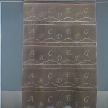 Modulable brodé abécédaire Lin 0.9x0.9 m