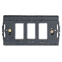 Halterung für 3 Module, auch für Bticino Magic Schaltern kompatibel - Master