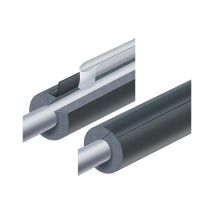 Sagi – Vaina aislante autoadhesiva 13x28 mm – Longitud 2 m – Aislamiento efectivo y duradero