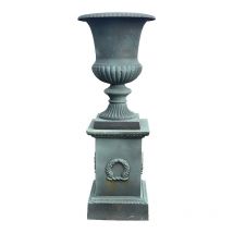Vase Médicis fonte sur socle 45x45x110cm