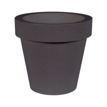 Magnolia 60 Vaso Rotondo Classico Per Interni Ed Esterni Per Piante E Fiori Molto Resistente Al Passare Del Tempo. Realizzata In Polietilene In Spagna