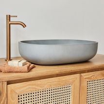 Berah Getah - Vasque ovale en béton naturel 50 cm