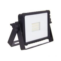 Xanlite - Projecteur led Rechargeable 9W, IP54, 900 Lumens, 6000 Kelvins, 2200 mAh, câble usb 1,5m - PRAR10WR