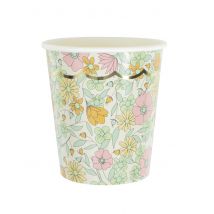 8 Geschulpte kartonnen bekers shabby gold 200 ml
