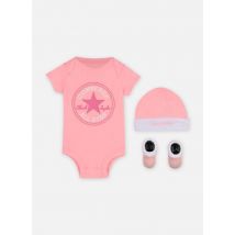 Vêtements Classic Ctp Infant Hat Bodysuit Bootie Set 3Pk Rose - Converse Apparel - Disponible en 6 - 12M