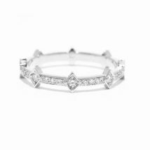 Crown Eternity With Side Stones Ring/18k White Gold & Premium Cubic Zirconia