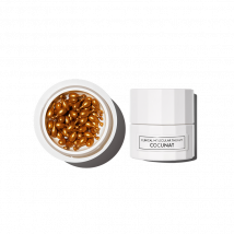Duo Anti-Ageing Anti-Spot - This pack brings together two expert formulas with clinical results at home. It combines a firming cream that targets the 7 signs of ageing and the effects of pre-, peri- and menopause with an ultra-powerful vitamin C serum that reduces wrinkles and blemishes, brightens and protects the skin