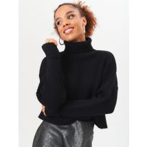 Black High Neck Chunky Knit Crop Jumper