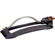 BLACK+DECKER Gazonsproeier - 19 Gaten - 58,5 x 19,5 x 10,5 CM - Zwenkende Tuinsproeier - Zwart/ Oranje