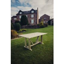 Clover Garden Table by Churnet Valley - CL0T01