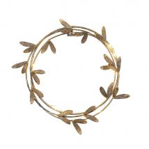 Gallery Interiors Mistletoe Wreath with LED in Gold | Outlet
