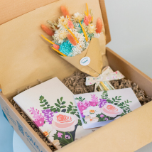 Back to Work Pack: Mini Bouquet com Caderno e Cartão