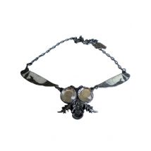 Collar gótico cadena mosca plateada