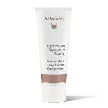 Dr.Hauschka Regenerationspflege Regeneration Tagescreme Balance 40 ml Tube - Parfümerie Becker