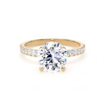 18ct Yellow Gold 2.20cttw Round Lab Grown Diamond Set Shoulder Solitaire Engagement Ring - Ring Size K