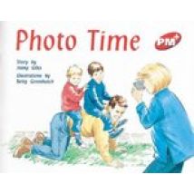 PM Red: Photo Time (PM Plus Storybooks) Level 3