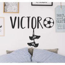 Sticker chambre enfant chaussures de football avec nom