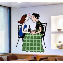 couple romantique attablé