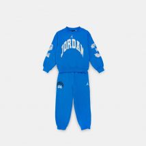Conjunto Jordan Brooklyn College para niños