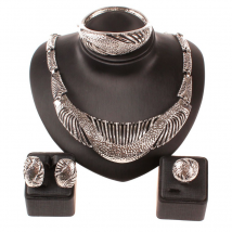African  Dubai Gold/Silver Color Crystal Women Wedding Party Necklace Bangle Earring Ring Fine Jewelry Sets