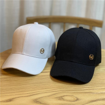 Casquette de baseball standard M printemps et été, casquette polyvalente Chaozhou Street shade noire pour hommes et femmes, casquette rouge en filet blanc