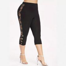 Leggings de grande taille pour femmes, conception d'épissure creuse en dentelle, taille élastique fine, leggings à trois points pour vêtements d'extérieur