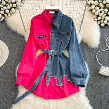 Chemise en jean de couleur assortie avec ceinture pour femme